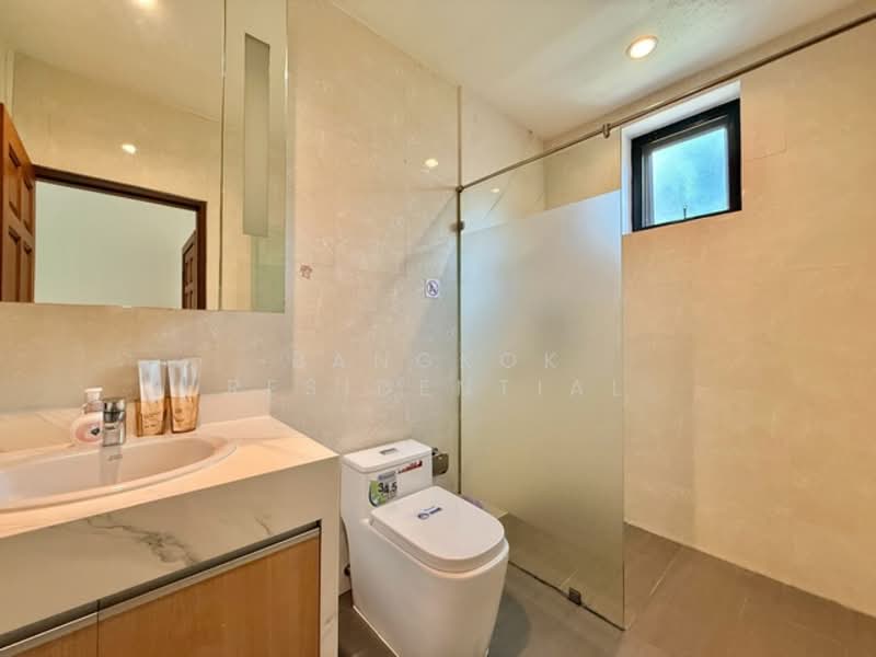 Detached House, Bangkok, Sukhumvit 71, Phra Kanong Nua, Watthana, Bangkok, 4 Bedrooms, 670 sqm, Villa For Rent, by Bangkok Residential, 500272912 - DDproperty.com