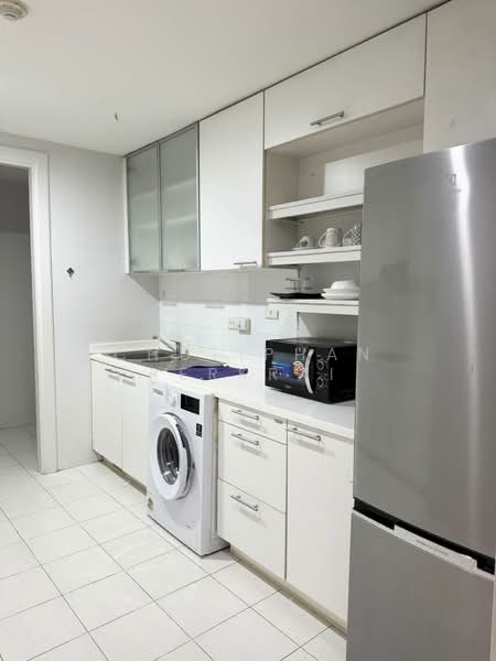 Wattana Suite, Bangkok, Soi Sukhumvit 15, Khlongtoei Nua, Watthana, Bangkok, 3 Bedrooms, 140 sqm, Condo For Sale, by Chutiphan Rerkrai, 500272916 - DDproperty.com