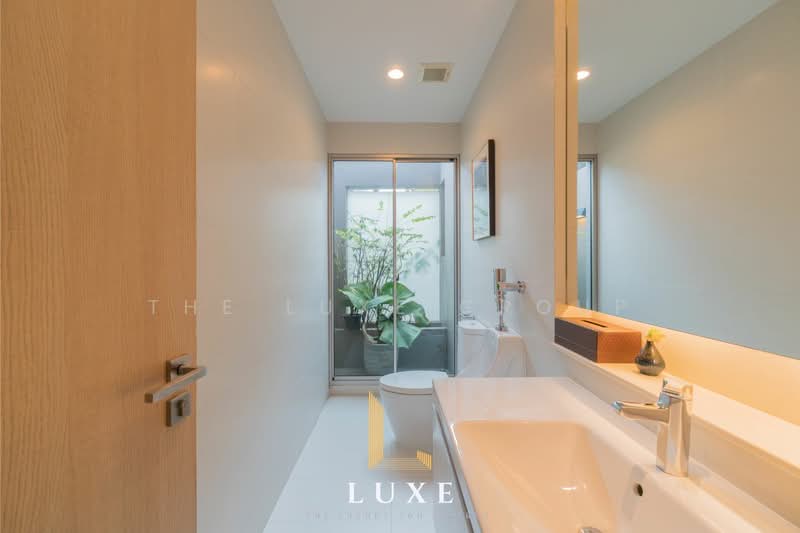Private Nirvana Residence North-East, Bangkok, Soi Yothin Phatthana 11 Yak 7, Khlong Chan, Bang Kapi, Bangkok, 3 Bedrooms, 430 sqm, Single Detached House For Rent, by The Luxe Group, 500272953 - DDproperty.com