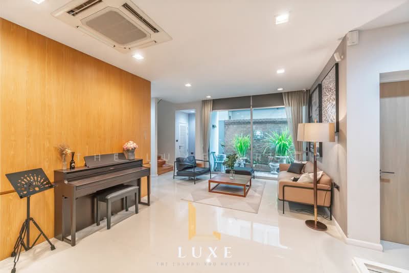 Private Nirvana Residence North-East, Bangkok, Soi Yothin Phatthana 11 Yak 7, Khlong Chan, Bang Kapi, Bangkok, 3 Bedrooms, 430 sqm, Single Detached House For Rent, by The Luxe Group, 500272953 - DDproperty.com