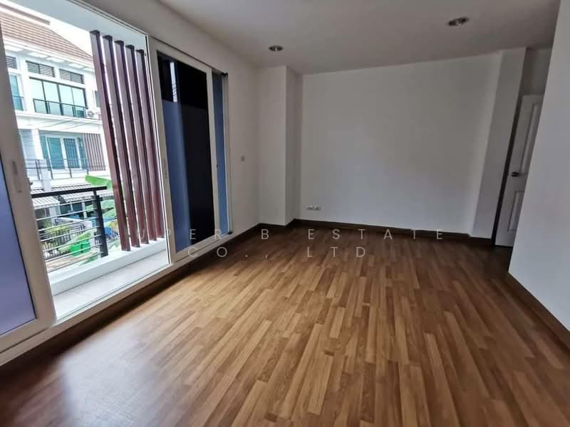 Baan Klang Muang Urbanion Rama 9-Ladprao, Bangkok, Soi Ladprao 84, Ladprao Road, Wang Thonglang, Wang Thonglang, Bangkok, 3 Bedrooms, 150 sqm, Townhouse For Rent, by Super B Estate Co., Ltd, 500272956 - DDproperty.com