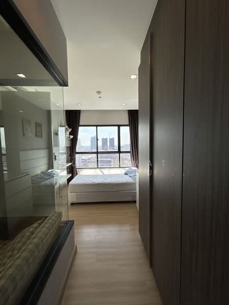 Urbano Absolute Sathon-Taksin, Bangkok, 345 Charoen Nakhon 14/2 Alley, Khlong Ton Sai, Khlong San, Bangkok, 1 Bedroom, 38 sqm, Condo For Rent, by Punnawat Keeratidusitroj, 500272969 - DDproperty.com