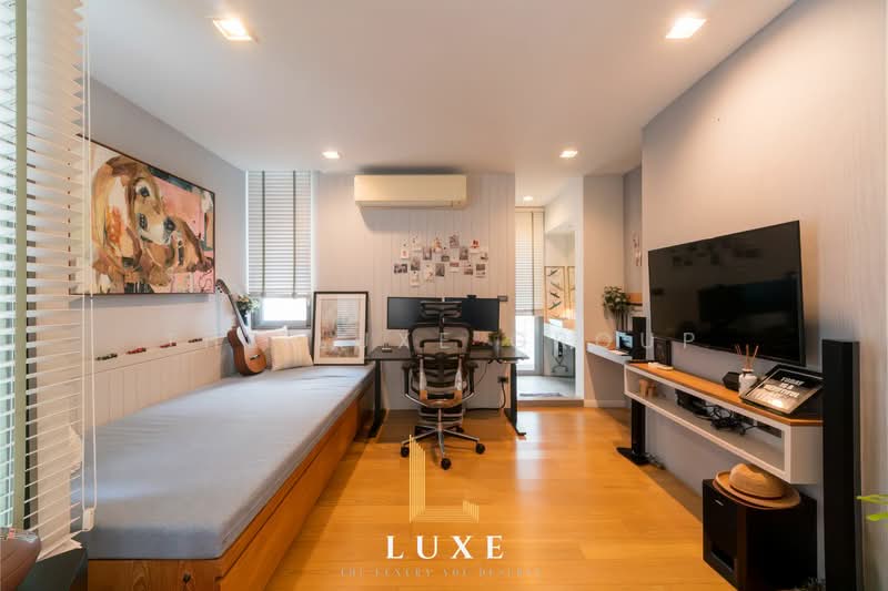 Private Nirvana Residence North-East, Bangkok, Soi Yothin Phatthana 11 Yak 7, Khlong Chan, Bang Kapi, Bangkok, 3 Bedrooms, 430 sqm, Single Detached House For Sale, by The Luxe Group, 500272971 - DDproperty.com