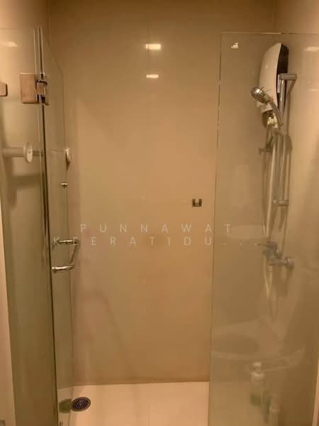 Nusasiri Grand, Bangkok, Soi Sukhumvit 42, Phra Kanong, Khlong Toei, Bangkok, Studio, 38 sqm, Condo For Rent, by Najawa Salae, 500272974 - DDproperty.com