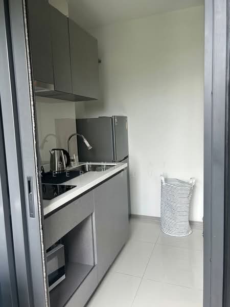 Life Asoke Hype, Bangkok, 339 Chaturathit Rd, Makkasan, Ratchathewi, Bangkok, Studio, 26 sqm, Condo For Rent, by Punnawat Keeratidusitroj, 500272983 - DDproperty.com