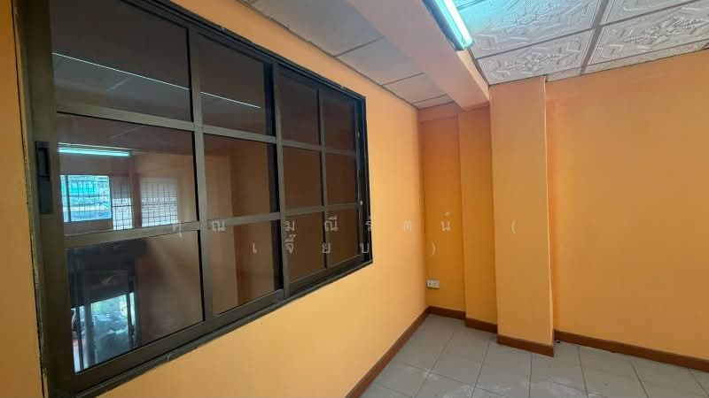 อาคารพาณิชย์ 4 ชั้น ติดถนนติวานนท์ ราคาถูก ใกล้ MRT สถานีสามัคคี, นนทบุรี, ติวานนท์, ท่าทราย, เมืองนนทบุรี, นนทบุรี, 175 ตร.ม., ตึกแถว-อาคารพาณิชย์ ขาย, โดย คุณ มณีรัตน์ ( เจี๊ยบ ), 500272985 - DDproperty.com