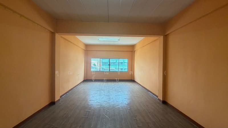 อาคารพาณิชย์ 4 ชั้น ติดถนนติวานนท์ ราคาถูก ใกล้ MRT สถานีสามัคคี, นนทบุรี, ติวานนท์, ท่าทราย, เมืองนนทบุรี, นนทบุรี, 175 ตร.ม., ตึกแถว-อาคารพาณิชย์ ขาย, โดย คุณ มณีรัตน์ ( เจี๊ยบ ), 500272985 - DDproperty.com