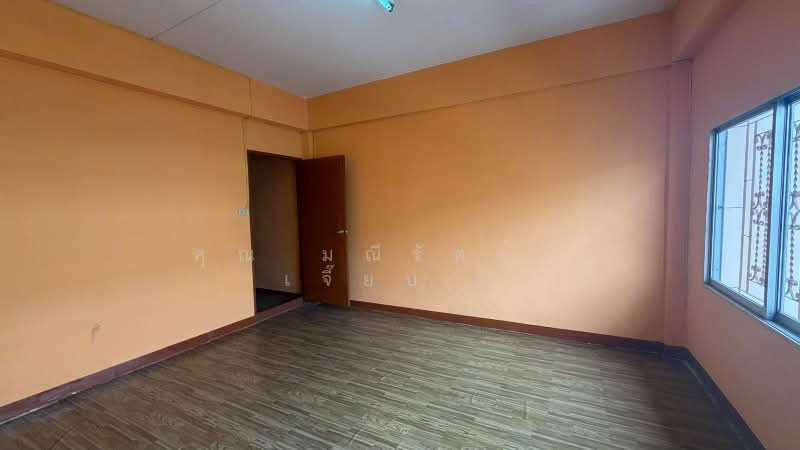 อาคารพาณิชย์ 4 ชั้น ติดถนนติวานนท์ ราคาถูก ใกล้ MRT สถานีสามัคคี, Nonthaburi, ติวานนท์, Tha-Sai, Muang Nonthaburi, Nonthaburi, , 175 sqm, Shophouse For Sale, by คุณ มณีรัตน์ ( เจี๊ยบ ), 500272985 - DDproperty.com