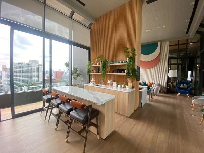 XT Huaikhwang, Bangkok, 244 Ratchadaphisek Road, Huai Khwang, Huai Khwang, Bangkok, 1 Bedroom, 30 sqm, Condo For Rent, by Punnawat Keeratidusitroj, 500273012 - DDproperty.com