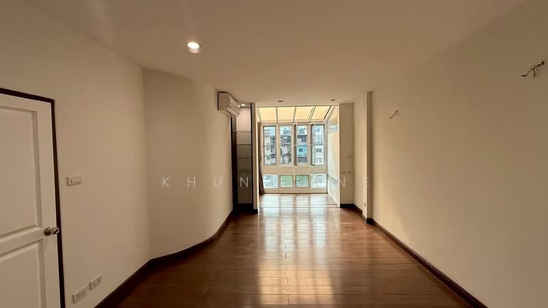 Home Office for Rent near BTS Phra Khanong (SPSJP300), Bangkok, ปรีดี พนมยงค์ 16, Phra Kanong Nua, Watthana, Bangkok, 5 Bedrooms, 350 sqm, Townhouse For Rent, by Khun Jane, 500273065 - DDproperty.com