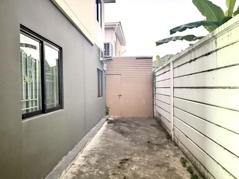 The Connect Laksi-Donmueang, Bangkok, Akat Uthit 10 Don Mueang, Sanam Bin, Don Mueang, Bangkok, 3 Bedrooms, 100 sqm, Single Detached House For Sale, by Ladda Suebthai, 500273070 - DDproperty.com
