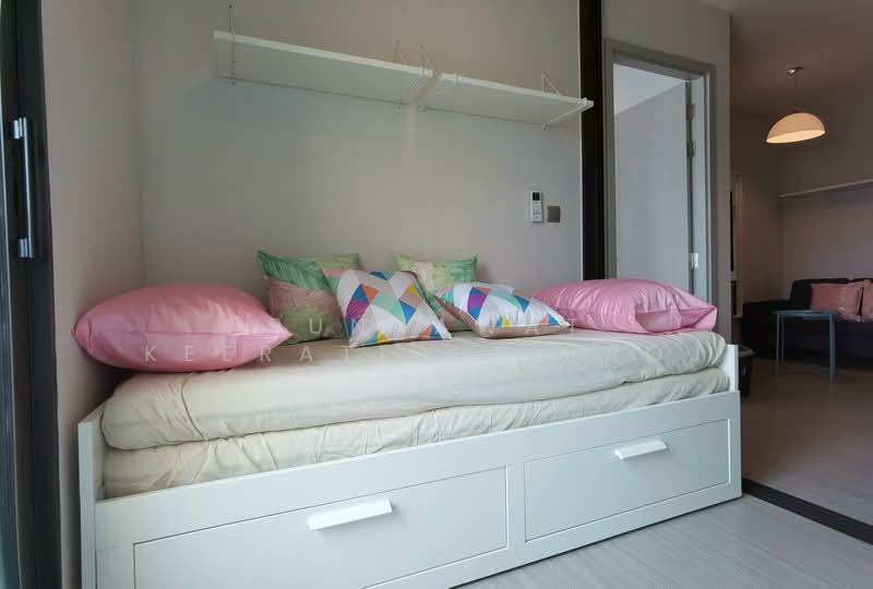 Life Sukhumvit 62, Bangkok, Soi Sukhumvit 62, Bang Chak, Phra Khanong, Bangkok, 2 Bedrooms, 38 sqm, Condo For Rent, by Punnawat Keeratidusitroj, 500273073 - DDproperty.com