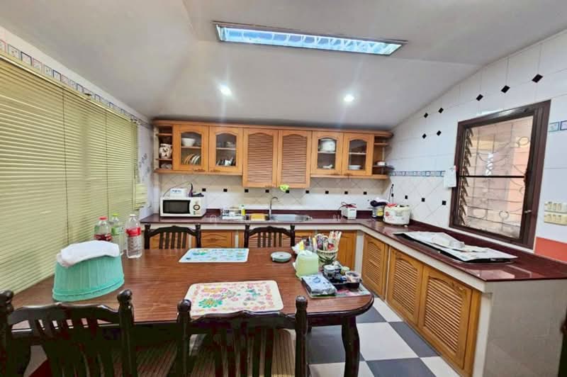 Chuanchuen Ladprao, Bangkok, Sukonthasawat Road, Lat Phrao, Lat Phrao, Bangkok, 3 Bedrooms, 150 sqm, Single Detached House For Sale, by คุณจอย, 500273075 - DDproperty.com