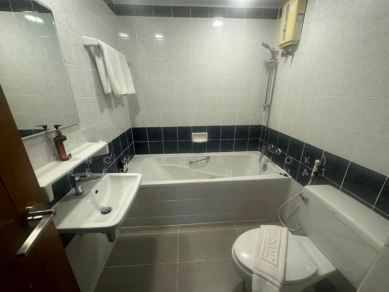 United Tower Thonglor, Bangkok, 333 Soi Thonglor 17, Khlong Tan Nua, Watthana, Bangkok, 2 Bedrooms, 108 sqm, Condo For Rent, by Bencharong (Yok) Treerat-a-na-wat, 500273085 - DDproperty.com