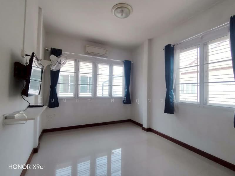 หมู่บ้านดรีมวิลเลจ สวนผัก32, Nonthaburi, Mahasawat, Bang Kruai, Nonthaburi, 3 Bedrooms, 140 sqm, Townhouse For Sale, by นันธิกา ศรีสุวรรณ, 500273091 - DDproperty.com
