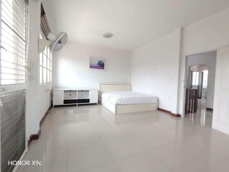 หมู่บ้านดรีมวิลเลจ สวนผัก32, Nonthaburi, Mahasawat, Bang Kruai, Nonthaburi, 3 Bedrooms, 140 sqm, Townhouse For Sale, by นันธิกา ศรีสุวรรณ, 500273091 - DDproperty.com