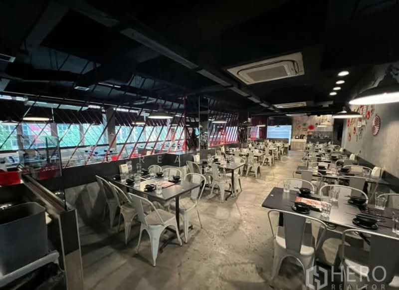 For Sale Shophouse 1400 sqm in Khlong Tan Nuea, Watthana, Bangkok BTS Ekkamai BRE23977, กรุงเทพ, คลองตันเหนือ, วัฒนา, กรุงเทพ, 1,400 ตร.ม., ตึกแถว-อาคารพาณิชย์ ขาย, โดย Hero Realtor Co., Ltd., 500273117 - DDproperty.com