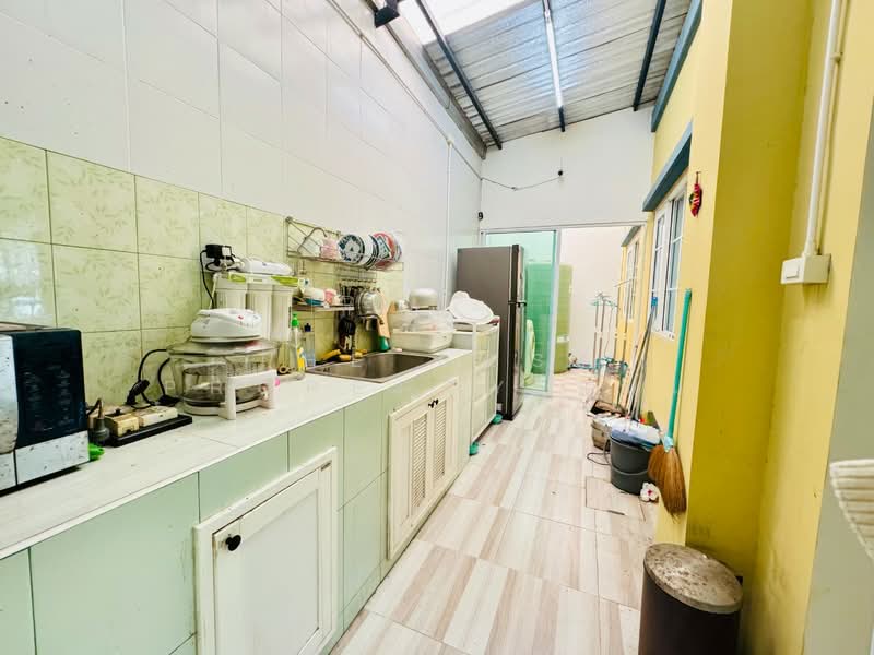 Golden Town Sriracha-Assumption, Chon Buri (Pattaya), Kaokilo, Surasak, Si Racha, Chon Buri (Pattaya), 4 Bedrooms, 156 sqm, Townhouse For Sale, by The Best Property แนน, 500273124 - DDproperty.com