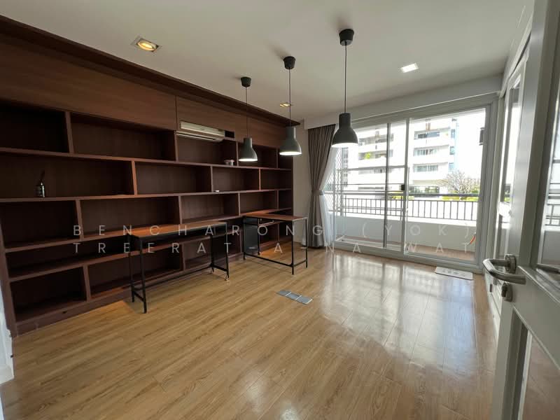 The Bangkok Sukhumvit 61, Bangkok, Sukhumvit 61, Khlong Tan Nua, Watthana, Bangkok, 2 Bedrooms, 110 sqm, Condo For Rent, by Bencharong (Yok) Treerat-a-na-wat, 500273136 - DDproperty.com