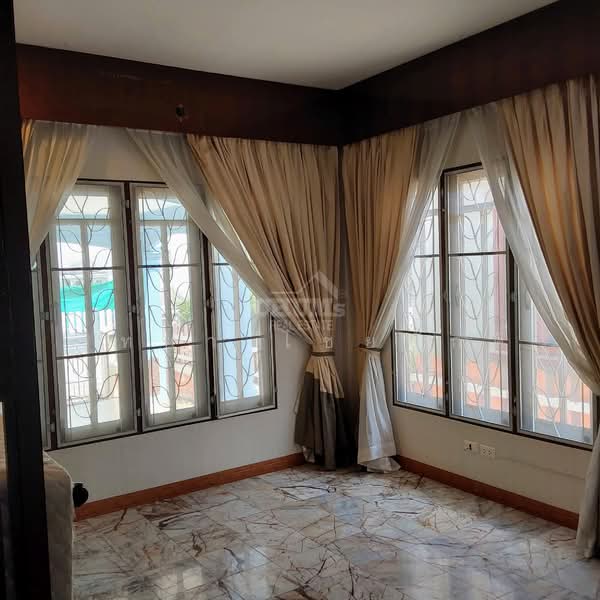 Single-story detached house Nalinrat Village, Noen Phra, Rayong, Rayong, Noen Phra, Muang Rayong, Rayong, 4 Bedrooms, 184 sqm, Single Detached House For Sale, by วิทยา ไชยศักดิ์, 500273137 - DDproperty.com