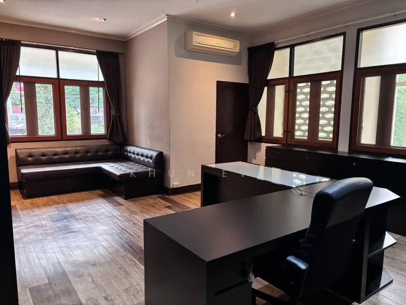 House for Rent Spacious Single House in Soi Ratchakru Phahonyothin (SPSEVE1869), Bangkok, ซ. ราชครู, Phaya Thai, Phaya Thai, Bangkok, 10+ Bedrooms, 400 sqm, Single Detached House For Rent, by Khun Eve, 500273180 - DDproperty.com