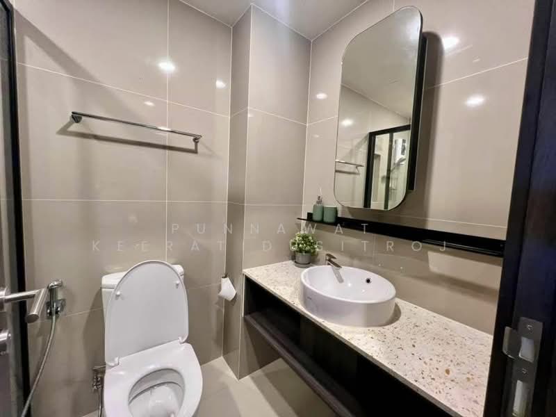 XT Huaikhwang, Bangkok, 244 Ratchadaphisek Road, Huai Khwang, Huai Khwang, Bangkok, 1 Bedroom, 30 sqm, Condo For Rent, by Punnawat Keeratidusitroj, 500273184 - DDproperty.com