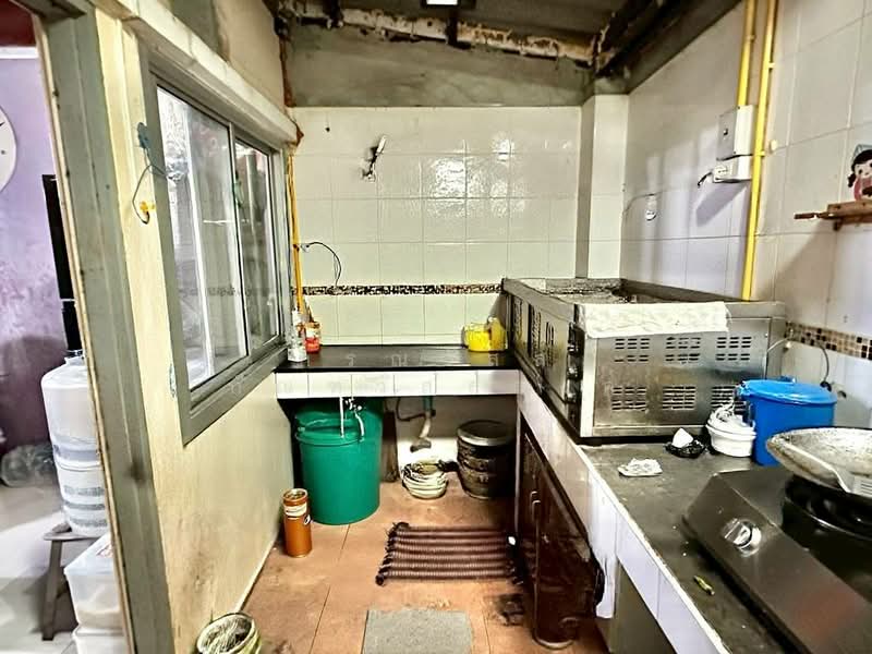 ขาย ทาวน์เฮ้าส์ 2 ชั้น หมู่บ้านบัวทอง 4, Nonthaburi, Phimonrat, Bang Bua Thong, Nonthaburi, 2 Bedrooms, 80 sqm, Townhouse For Sale, by กรณวัสส์ กัณฑวัสส์วงส์, 500273188 - DDproperty.com