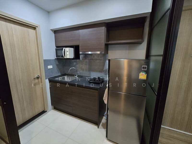 Brix Charan 64, Bangkok, 696 Charan Sanit Wong Road, Bang Yi Khan, Bang Phlat, Bangkok, 2 Bedrooms, 43 sqm, Condo For Rent, by Punnawat Keeratidusitroj, 500273194 - DDproperty.com