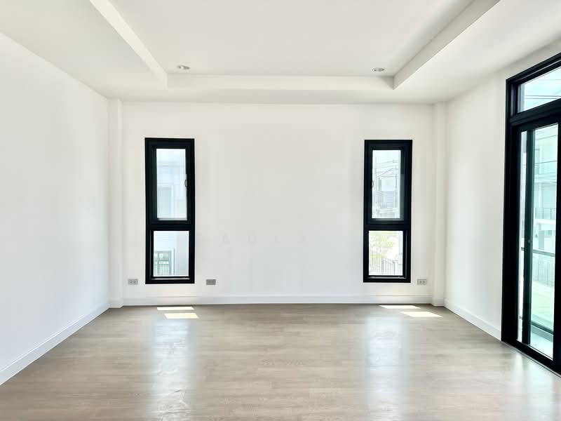 Supalai Essence Angsila, Chon Buri (Pattaya), Ang Sila, Muang Chon Buri, Chon Buri (Pattaya), 5 Bedrooms, 380 sqm, Single Detached House For Sale, by Paula ., 500273202 - DDproperty.com