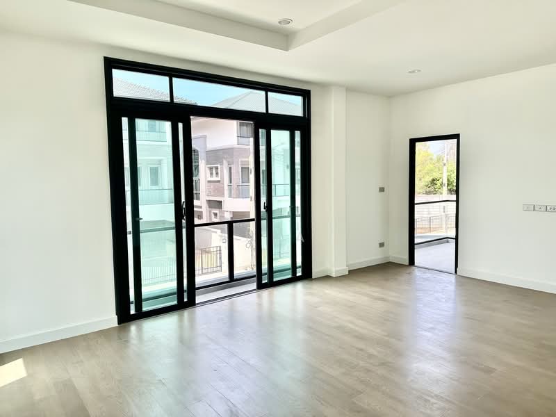 Supalai Essence Angsila, Chon Buri (Pattaya), Ang Sila, Muang Chon Buri, Chon Buri (Pattaya), 5 Bedrooms, 380 sqm, Single Detached House For Sale, by Paula ., 500273202 - DDproperty.com