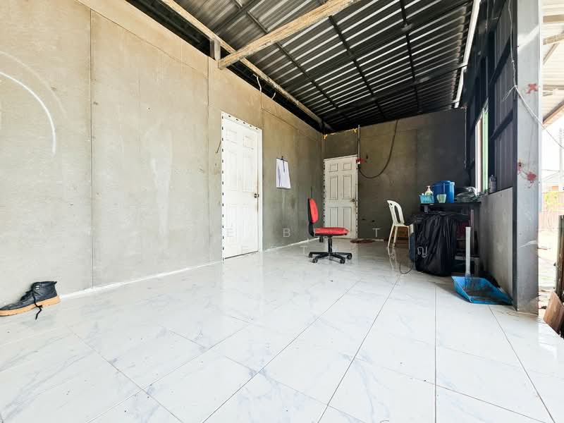 บ้านเดี่ยวพร้อมที่ดินบางปะกง ฉะเชิงเทรา, Chachoengsao, Bang Pakong, Bang Pakong, Chachoengsao, 5 Bedrooms, 100 sqm, Single Detached House For Sale, by The Best Property ปุญ, 500273207 - DDproperty.com