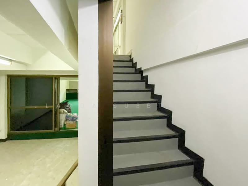 Sinthorn Happyland : สินธร แฮปปี้แลนด์, กรุงเทพ, คลองจั่น, บางกะปิ, กรุงเทพ, 288 ตร.ม., ทาวน์เฮ้าส์ ขาย, โดย Ladda Suebthai, 500273208 - DDproperty.com