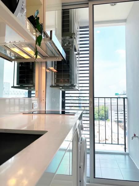 The Sky Sukhumvit, Bangkok, 103-4 Sukhumvit Road, Bang Na Nuea, Bang Na, Bangkok, 1 Bedroom, 31 sqm, Condo For Rent, by Punnawat Keeratidusitroj, 500273227 - DDproperty.com