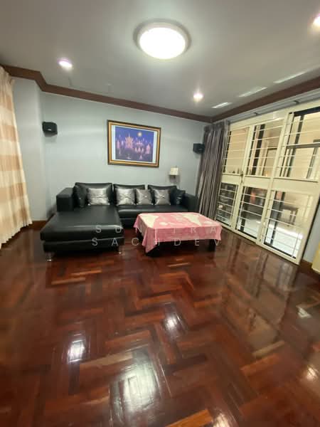 Waratorn Ville, Bangkok, Soi Rerktrilak, Suan Luang, Suan Luang, Bangkok, 4 Bedrooms, 180 sqm, Townhouse For Rent, by Sunitra Sachdev, 500273232 - DDproperty.com