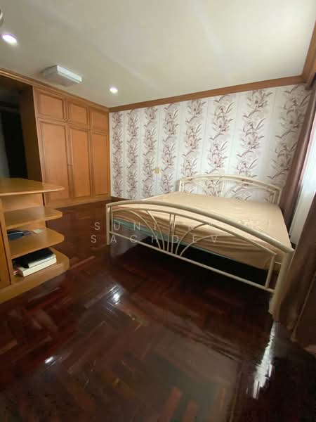 Waratorn Ville, Bangkok, Soi Rerktrilak, Suan Luang, Suan Luang, Bangkok, 4 Bedrooms, 180 sqm, Townhouse For Rent, by Sunitra Sachdev, 500273232 - DDproperty.com