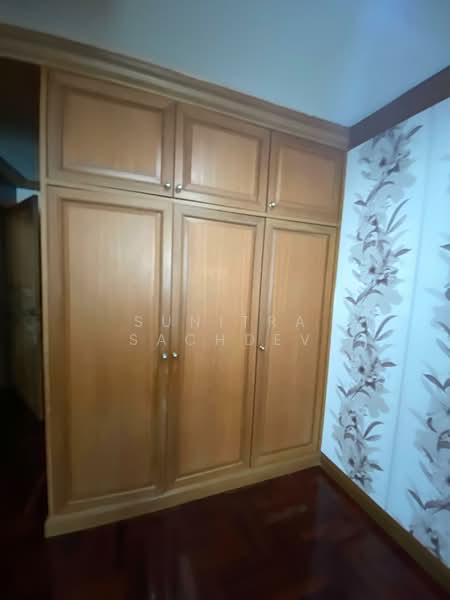 Waratorn Ville, Bangkok, Soi Rerktrilak, Suan Luang, Suan Luang, Bangkok, 4 Bedrooms, 180 sqm, Townhouse For Rent, by Sunitra Sachdev, 500273232 - DDproperty.com