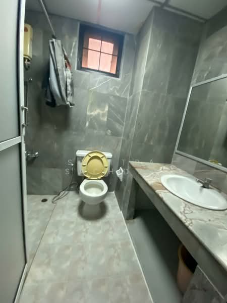 Waratorn Ville, Bangkok, Soi Rerktrilak, Suan Luang, Suan Luang, Bangkok, 4 Bedrooms, 180 sqm, Townhouse For Rent, by Sunitra Sachdev, 500273232 - DDproperty.com