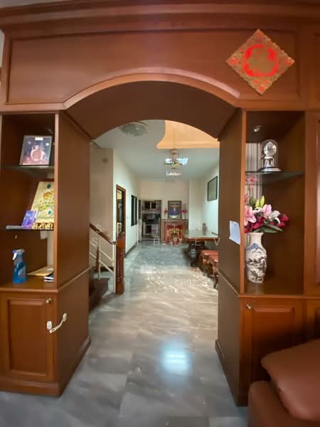 Waratorn Ville, Bangkok, Soi Rerktrilak, Suan Luang, Suan Luang, Bangkok, 4 Bedrooms, 180 sqm, Townhouse For Rent, by Sunitra Sachdev, 500273232 - DDproperty.com