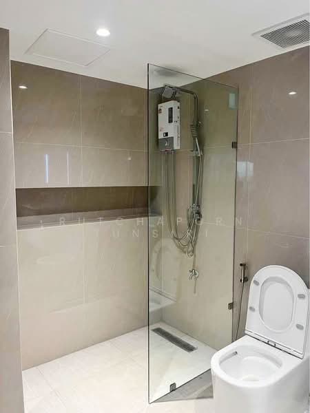 Thaweephol Tower, Chiang Mai, Chang Phuak, Muang Chiang Mai, Chiang Mai, 2 Bedrooms, 68 sqm, Condo For Rent, by Rutchaporn Tunsiri, 500273248 - DDproperty.com