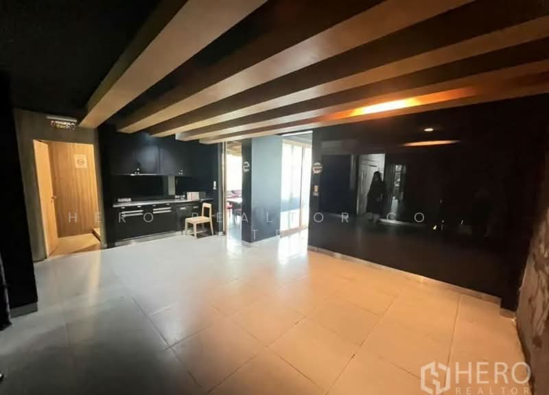 For Sale Shophouse 525 sqm in Khlong Tan Nuea, Watthana, Bangkok BTS Ekkamai BRE23979, Bangkok, Khlong Tan Nua, Watthana, Bangkok, , 525 sqm, Shophouse For Sale, by Hero Realtor Co., Ltd., 500273255 - DDproperty.com