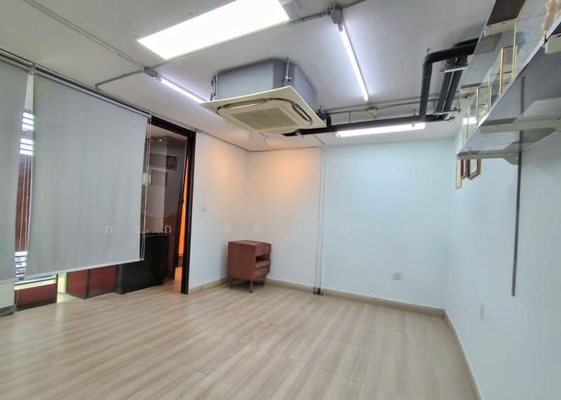 อาคารสำนักงาน 5 ชั้น พร้อมดาดฟ้า (สร้างเอง) ถนนคู้บอน, กรุงเทพ, คู้บอน, บางชัน, คลองสามวา, กรุงเทพ, 1,170 ตร.ม., สำนักงาน ขาย, โดย กรกฤตย์ บุญสระ, 500273257 - DDproperty.com