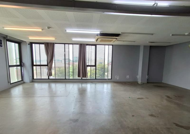 อาคารสำนักงาน 5 ชั้น พร้อมดาดฟ้า (สร้างเอง) ถนนคู้บอน, กรุงเทพ, คู้บอน, บางชัน, คลองสามวา, กรุงเทพ, 1,170 ตร.ม., สำนักงาน ขาย, โดย กรกฤตย์ บุญสระ, 500273257 - DDproperty.com