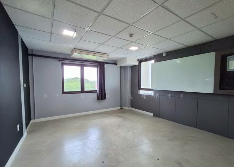 อาคารสำนักงาน 5 ชั้น พร้อมดาดฟ้า (สร้างเอง) ถนนคู้บอน, Bangkok, คู้บอน, Bang Chun, Khlong Sam Wa, Bangkok, , 1,170 sqm, Office Space For Sale, by กรกฤตย์ บุญสระ, 500273257 - DDproperty.com