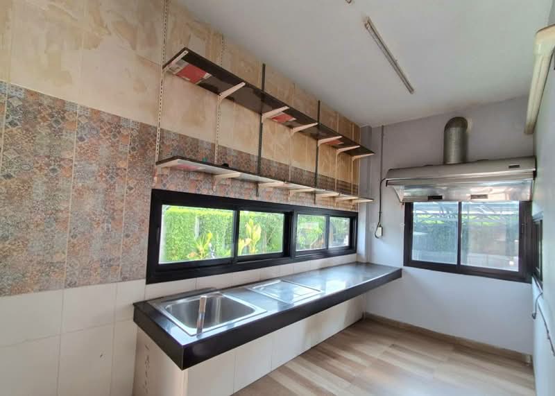 อาคารสำนักงาน 5 ชั้น พร้อมดาดฟ้า (สร้างเอง) ถนนคู้บอน, กรุงเทพ, คู้บอน, บางชัน, คลองสามวา, กรุงเทพ, 1,170 ตร.ม., สำนักงาน ขาย, โดย กรกฤตย์ บุญสระ, 500273257 - DDproperty.com