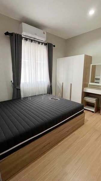 บ้านให้เช่า – ใกล้ตลาดแม่กวง เพียง 5 นาที ค่าเช่า 25,000 บาท / เดือน รหัสทรัพย์ : No.12H522, Chiang Mai, San Na Moeng, San Sai, Chiang Mai, 3 Bedrooms, 152 sqm, Single Detached House For Rent, by Rutchaporn Tunsiri, 500273300 - DDproperty.com