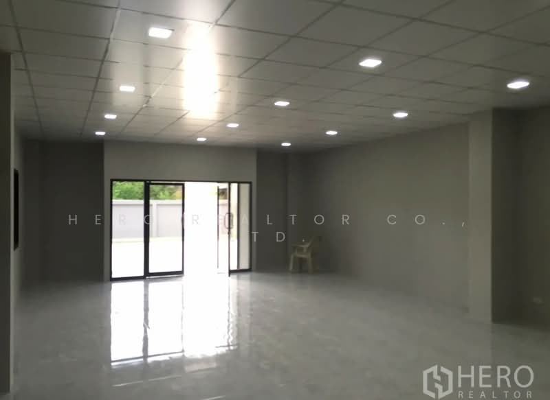 For rent Warehouse 975 sqm in Racha Thewa, Bang Phli, Samut Prakan HRE00565, สมุทรปราการ, ราชาเทวะ, บางพลี, สมุทรปราการ, 975 ตร.ม., โกดัง-โรงงาน ให้เช่า, โดย Hero Realtor Co., Ltd., 500273307 - DDproperty.com
