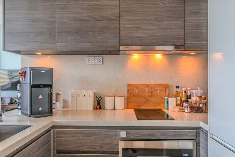 The Esse Asoke, Bangkok, 333 Soi Sukhumvit 21, Sukhumvit Road, Khlongtoei Nua, Watthana, Bangkok, 1 Bedroom, 46 sqm, Condo For Rent, by Oraya Fortney, 500273313 - DDproperty.com