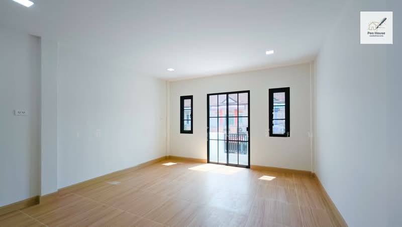 Moobaan K.C. Ramintra 7, Bangkok, Sam Wa Tawan Tok, Khlong Sam Wa, Bangkok, 2 Bedrooms, 16 sqm, Townhouse For Sale, by เพ็ญศิริ ตุ้มเทียน, 500273340 - DDproperty.com