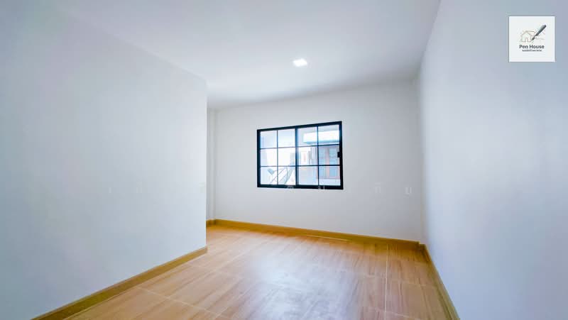 Moobaan K.C. Ramintra 7, Bangkok, Sam Wa Tawan Tok, Khlong Sam Wa, Bangkok, 2 Bedrooms, 16 sqm, Townhouse For Sale, by เพ็ญศิริ ตุ้มเทียน, 500273340 - DDproperty.com