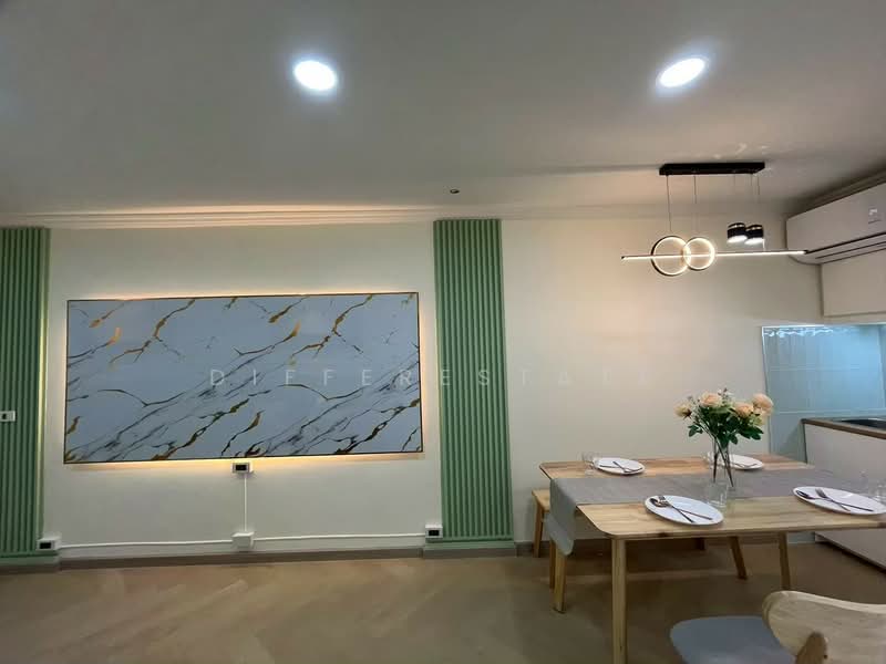 Pisawit Tower, Bangkok, Phaholyothin, Jom Phon, Chatuchak, Bangkok, 2 Bedrooms, 66 sqm, Condo For Sale, by DifferEstate, 500273357 - DDproperty.com